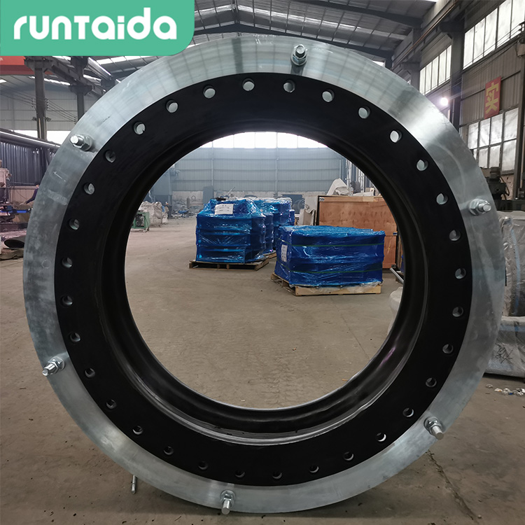 加強型大翻邊（biān）可（kě）曲撓橡膠接頭